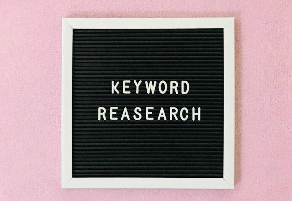 keyword research U75BY2A min scaled